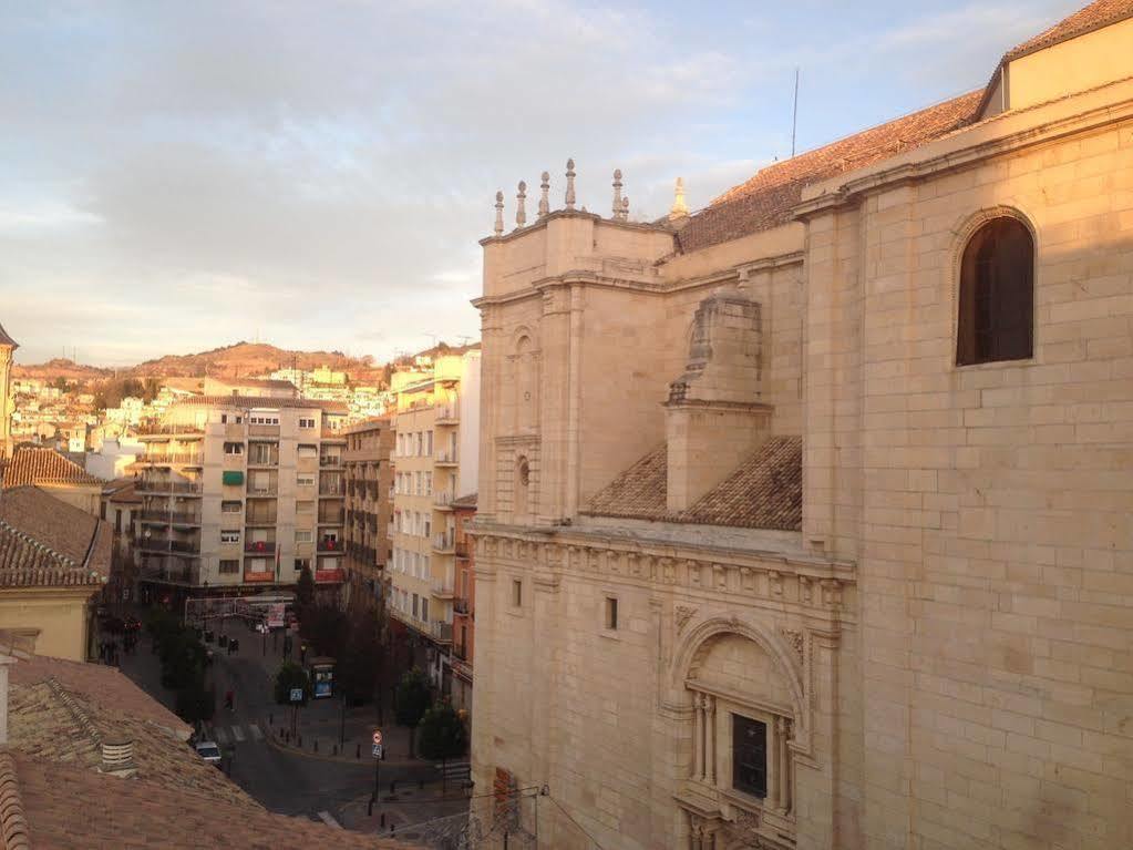 Urbanliving Gran Capitan Apartment Granada Exterior photo